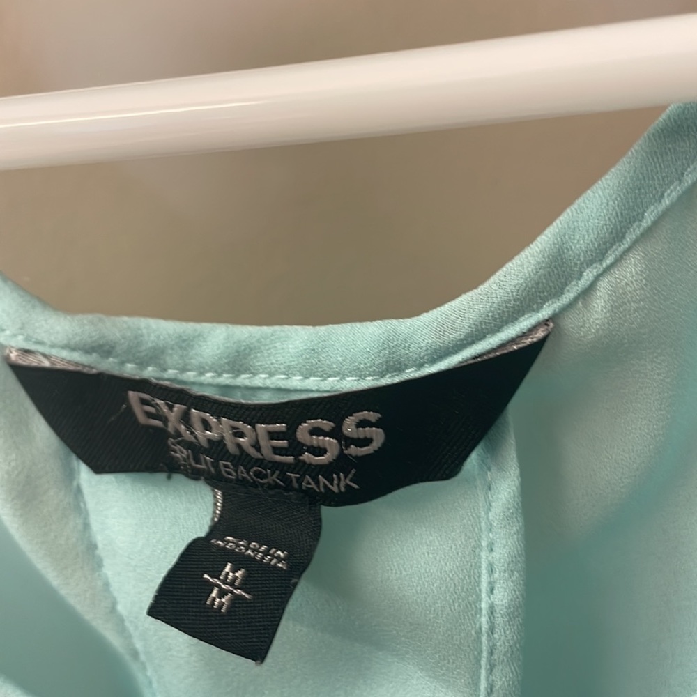 Express Tank Top - Picture 3 of 3